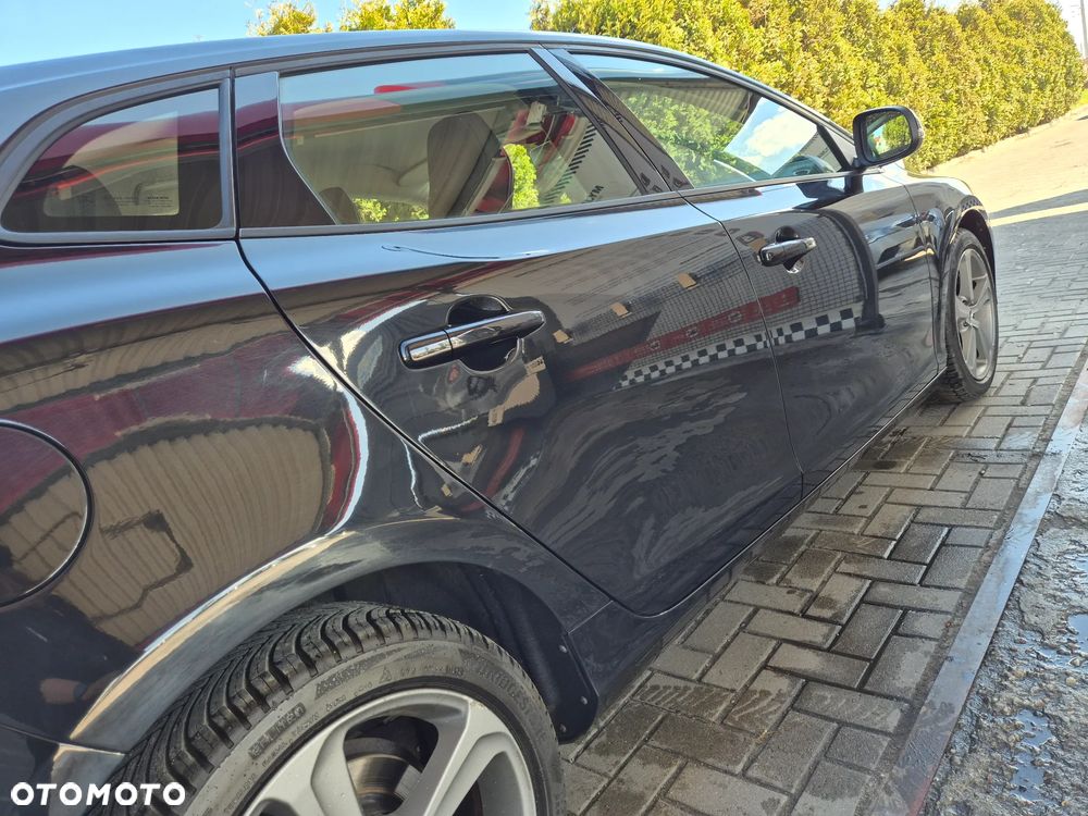 Volvo V40 T3 Geartronic Momentum - 21