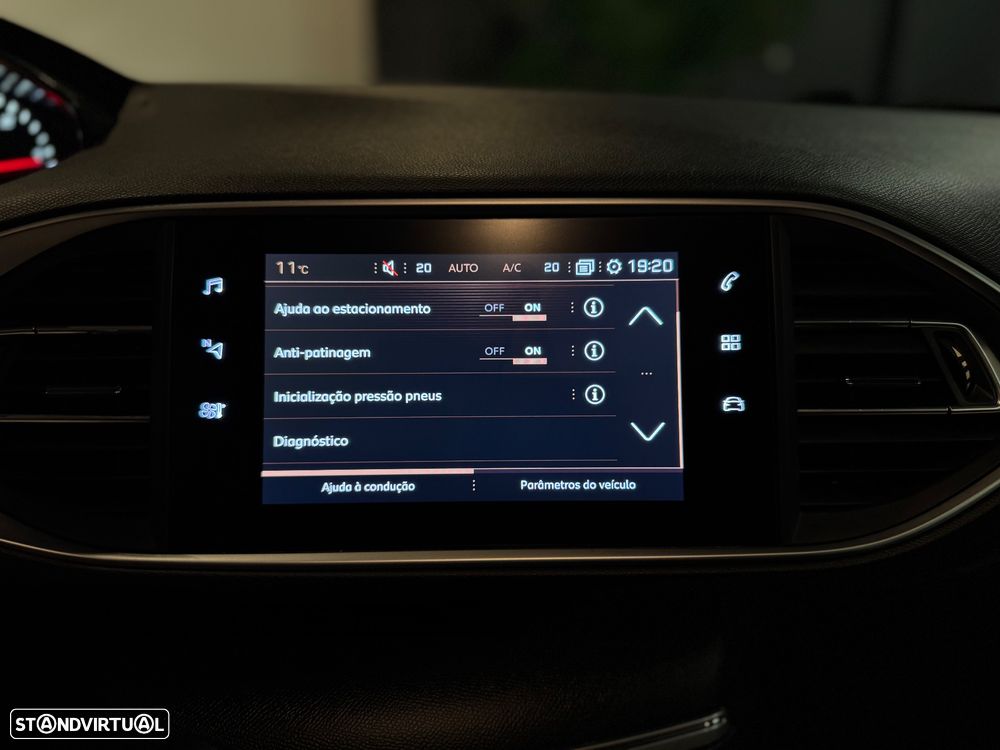 Peugeot 308 SW BlueHDi 130 Stop & Start Active - 19