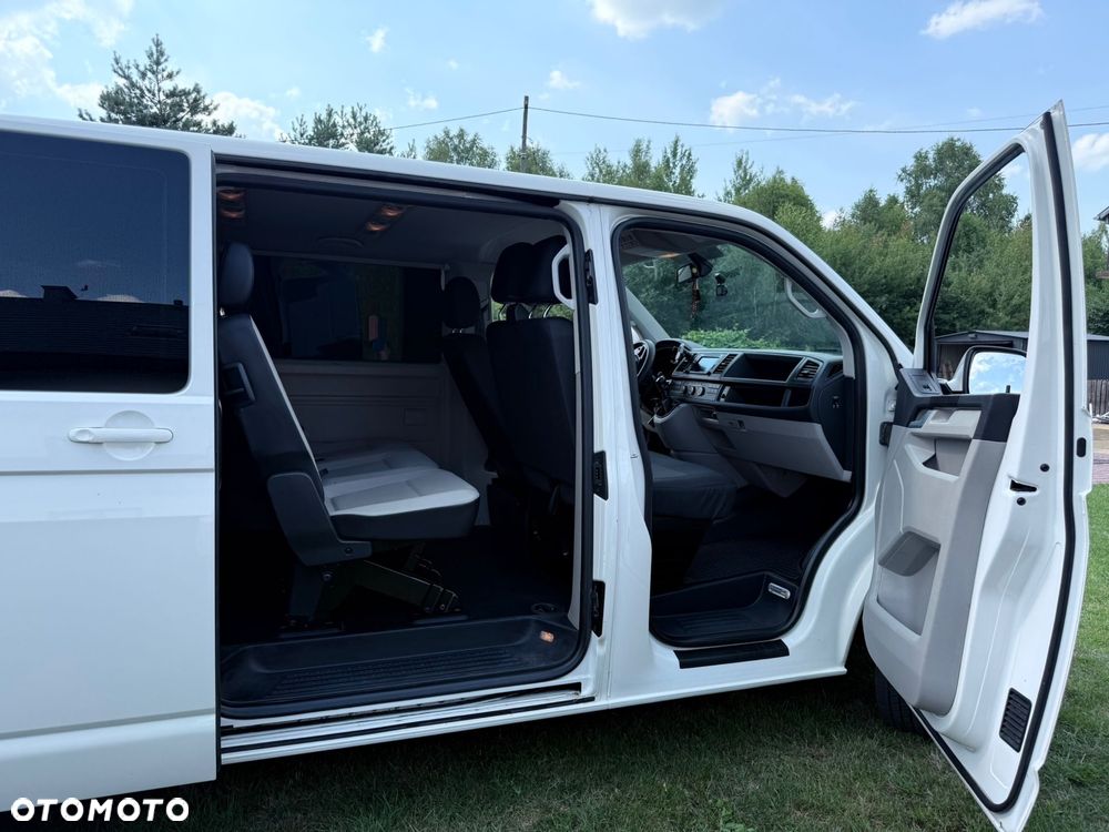 Volkswagen Caravelle - 6