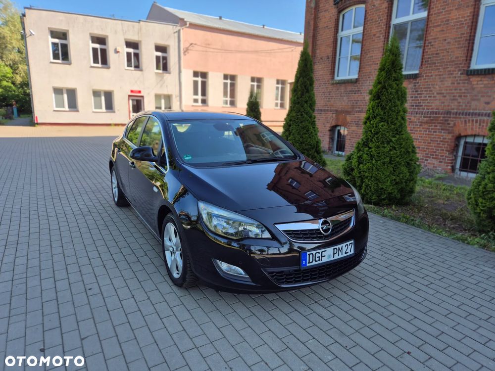 Opel Astra 1.4 ecoFLEX - 21