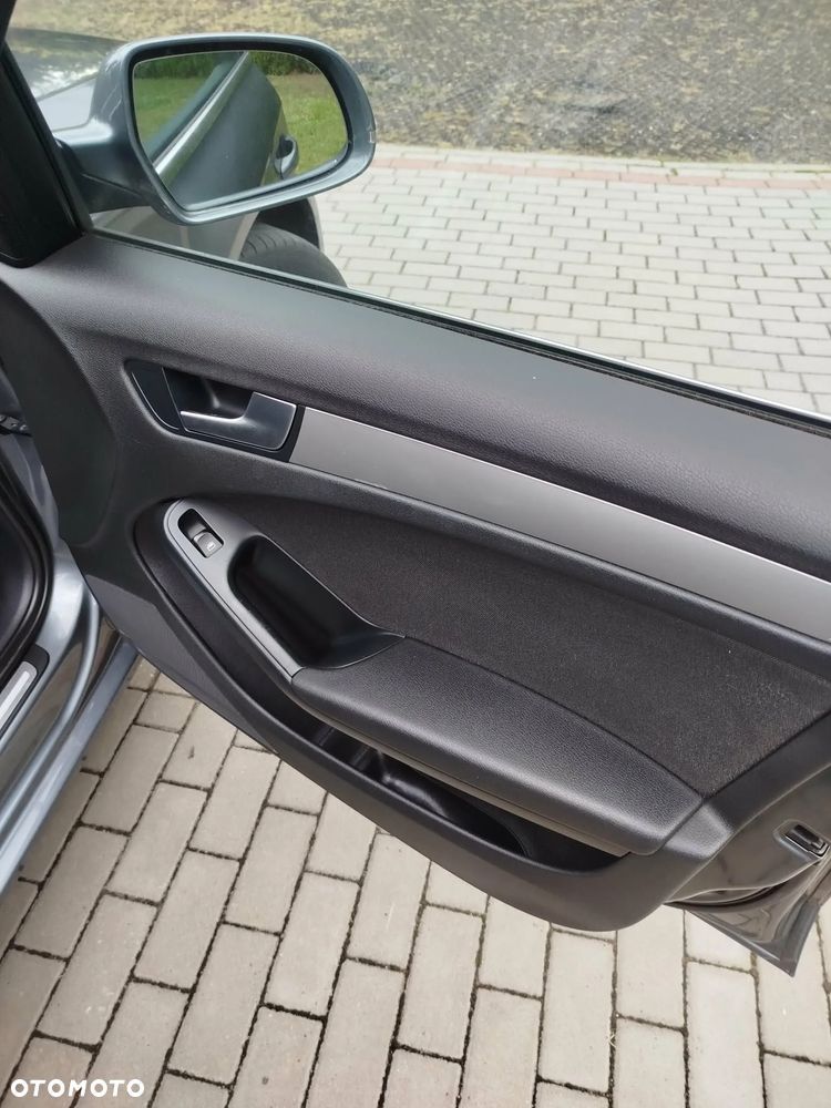 Audi A4 Avant 2.0 TDI - 11