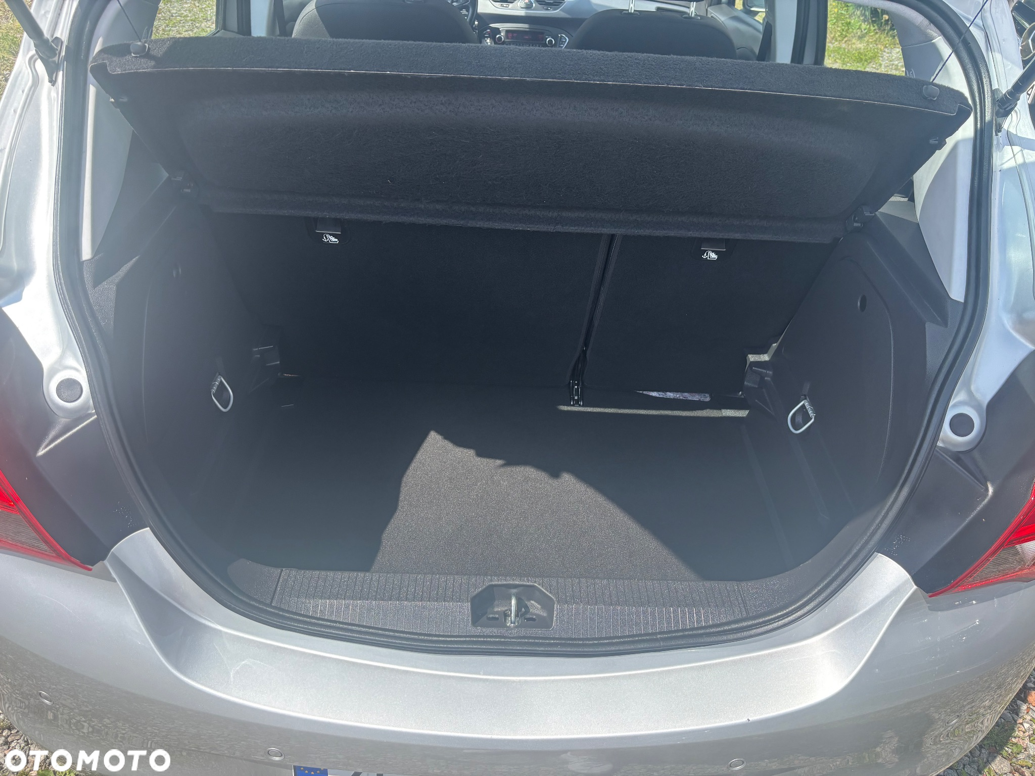 Opel Corsa 1.3 CDTI Essentia S&S - 9