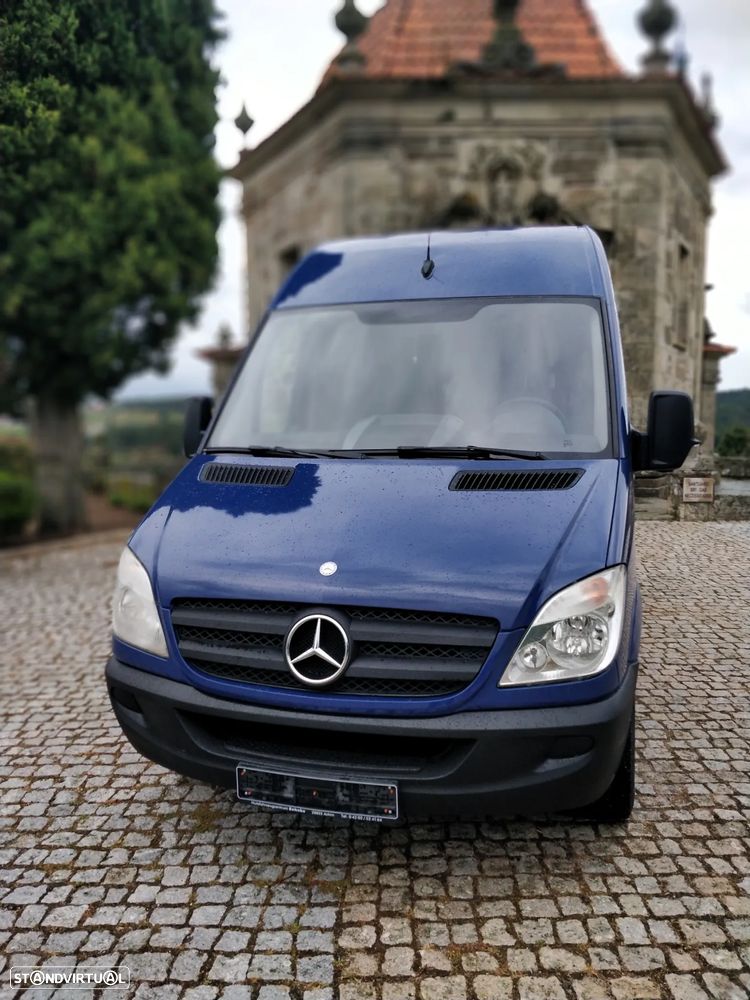 Mercedes-Benz Sprinter - 9
