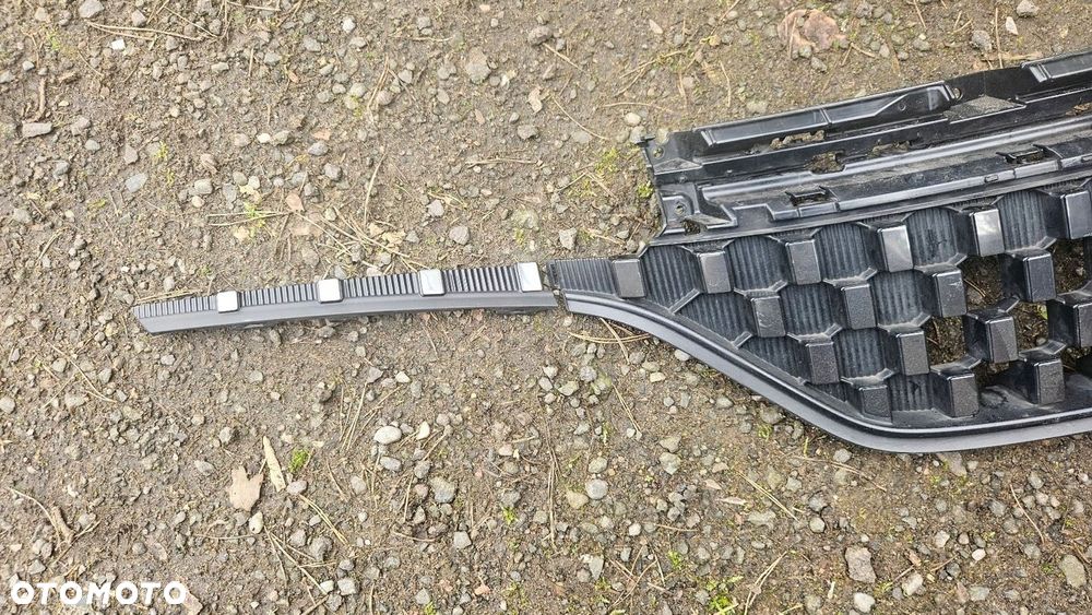 Grill atrapa Lampa Renault Austral 622563643R 622569840R 260103381R - 4