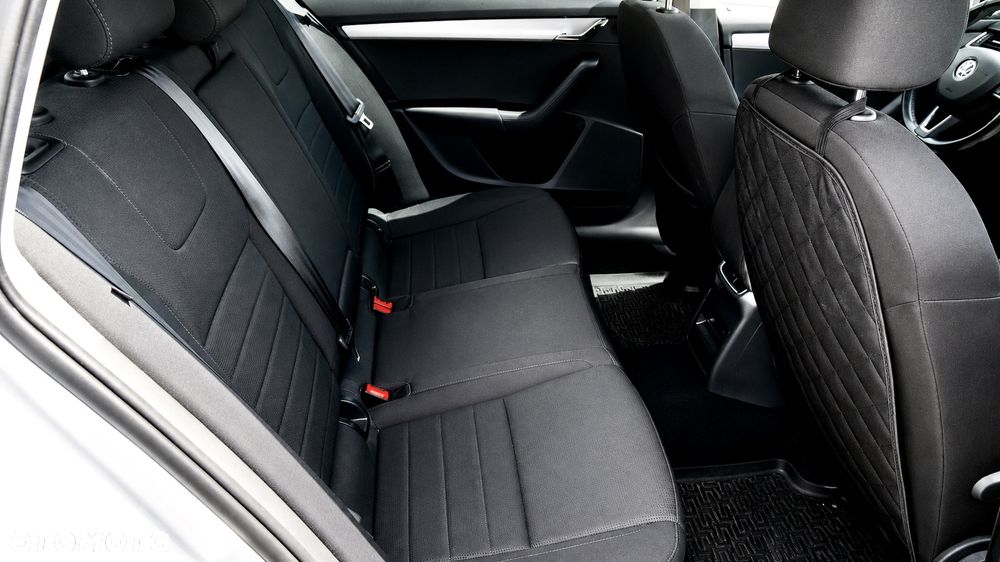 Skoda Octavia 1.6 TDI Style - 16