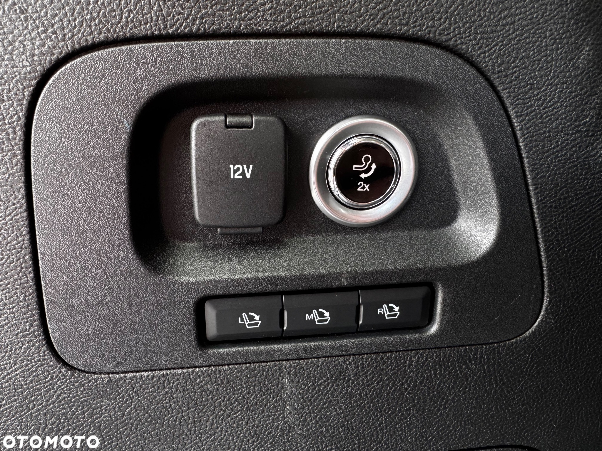 Ford S-Max - 20