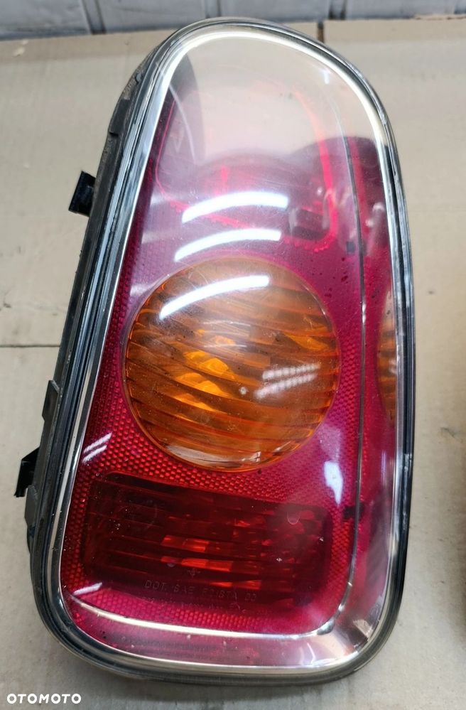 Mini One lampa tylna tył PRAWA Europa stan bdb bez uszkodzeń Mini Cooper R50 - 1