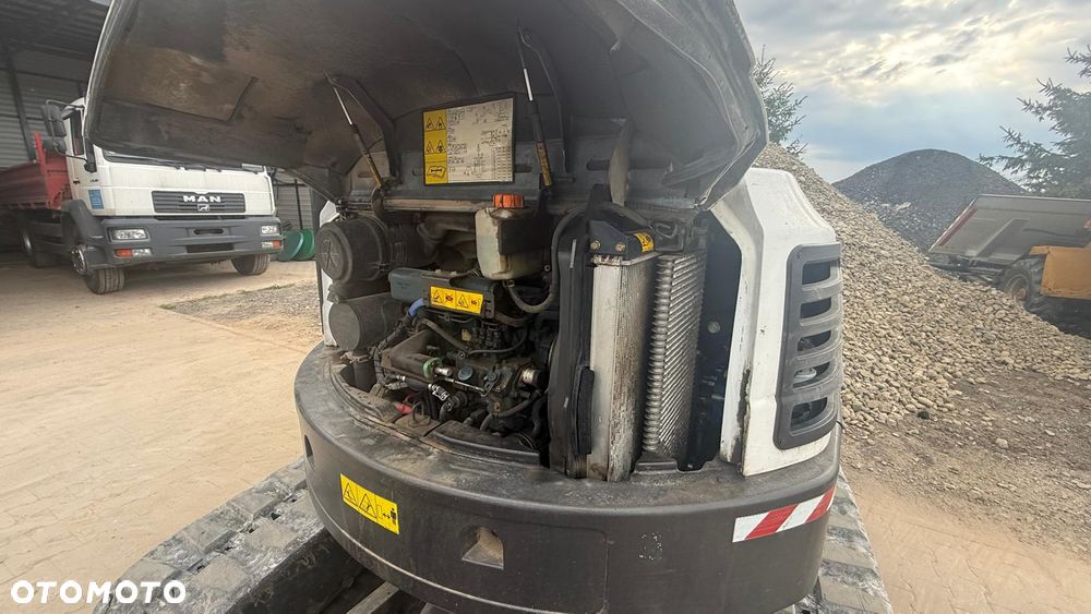 Bobcat E50 - 4