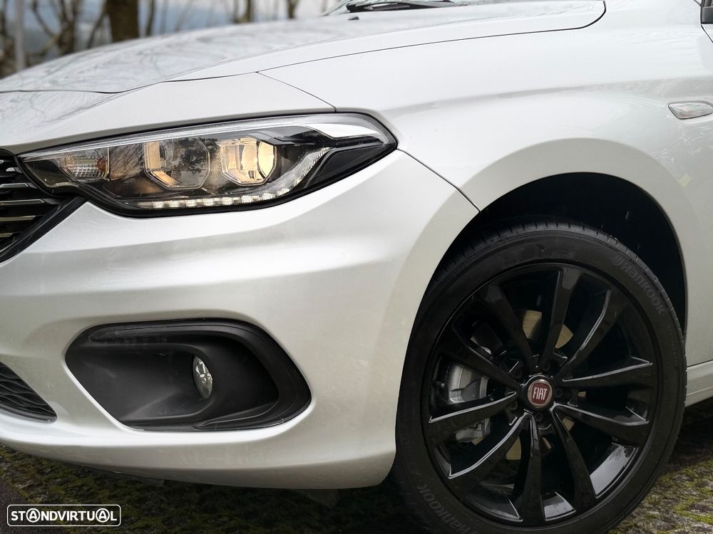 Fiat Tipo Station Wagon 1.3 M-Jet Lounge Tech - 13