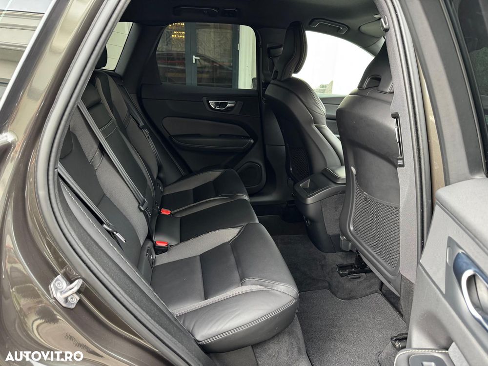 Volvo XC 60 B4 D AWD Geartronic RDesign - 13