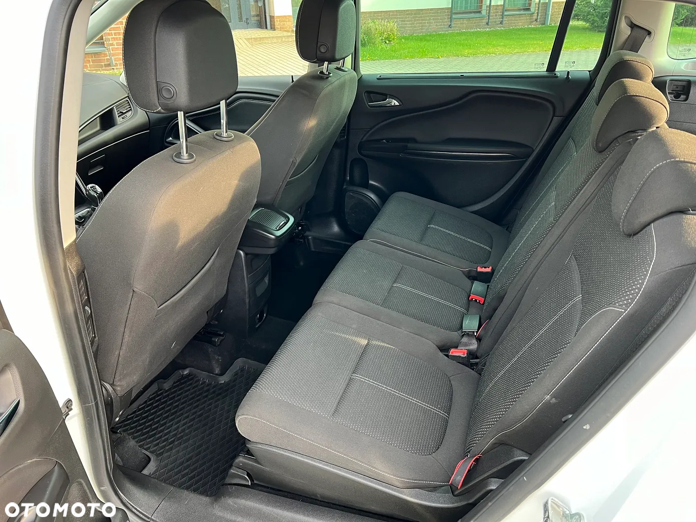 Opel Zafira 2.0 D (CDTI ecoFLEX) Start/Stop Business Innovation - 25
