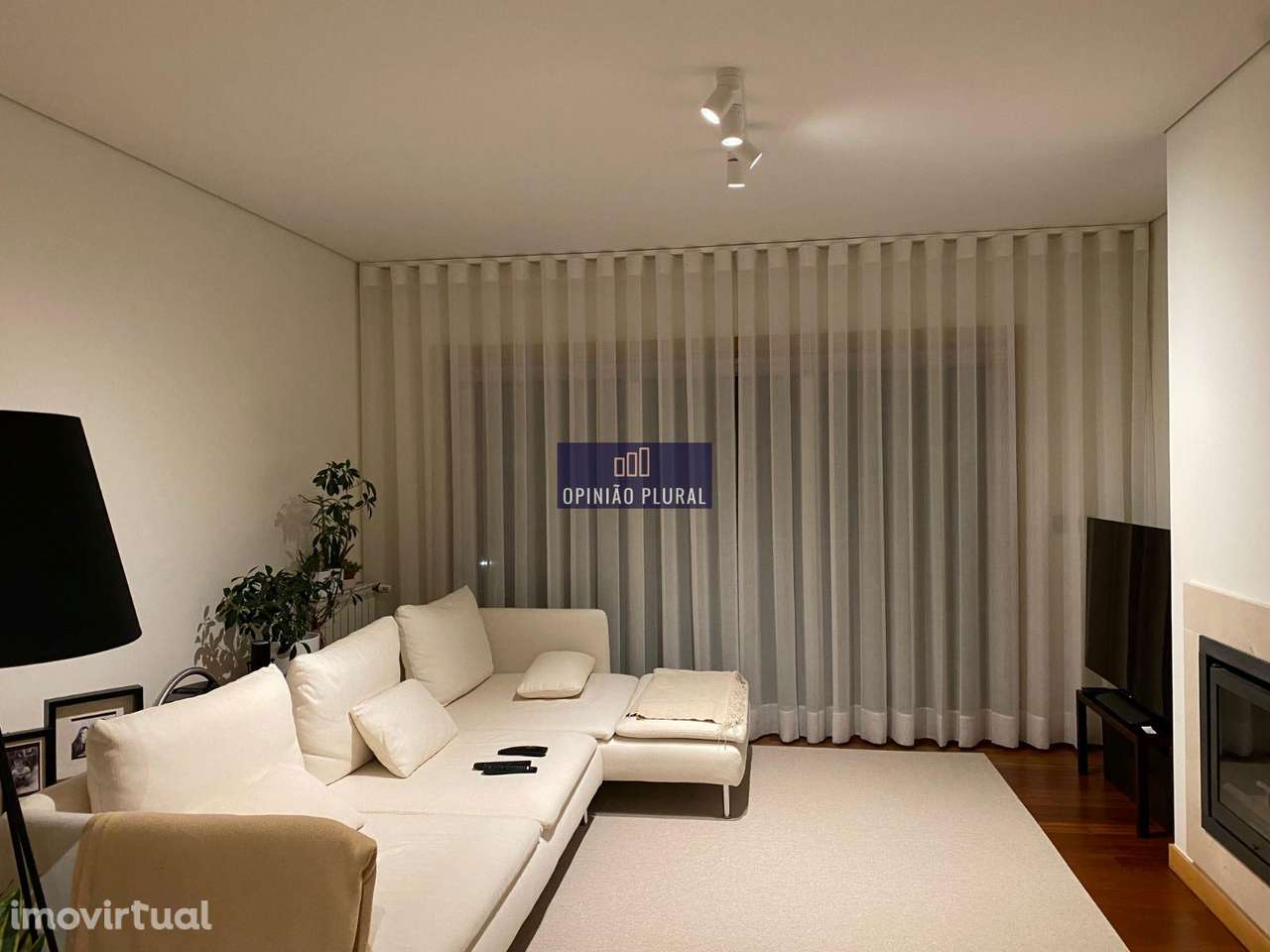 T2 de Luxo com Varandas e Garagem Dupla em S. Félix da Marinha - Grande imagem: 2/22