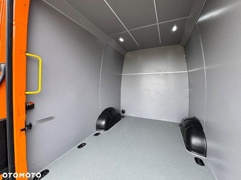 MAN TGE 3.180‼️2025‼️9-Osobowy‼️EXTRA LONG‼️L5H3 Niski przebieg 4.990km NA GWARANCJI Salon Polska WEBASTO NAVI Brygadowy Przewóz Osób Niepełnosprawnych NOWY - 19