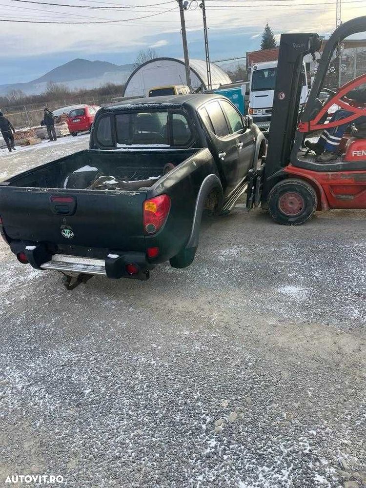 Dezmembrez Mitsubishi L200 2.5 Diesel 2006-2009 - 4