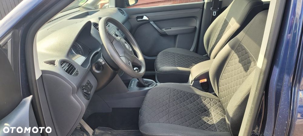 Volkswagen Caddy - 8