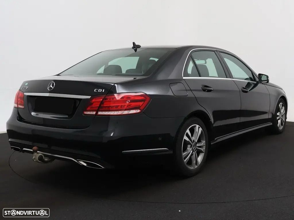 Mercedes-Benz E 220 CDi Avantgarde BlueEfficiency Auto. - 5