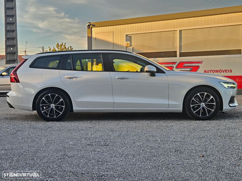 Volvo V60 2.0 D3 Momentum - 7