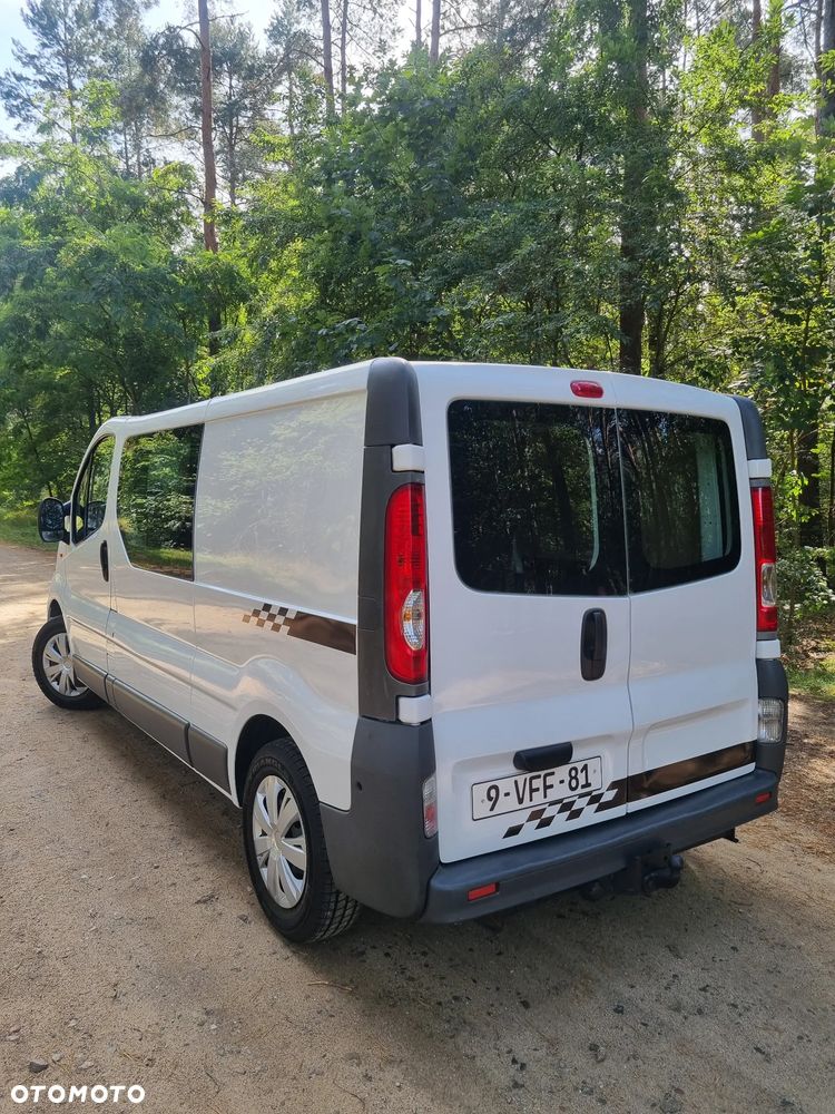 Renault Trafic - 25
