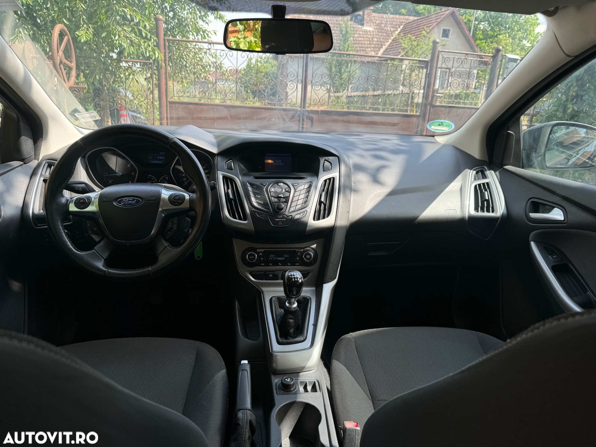 Ford Focus 1.6 TDCI DPF Titanium - 8