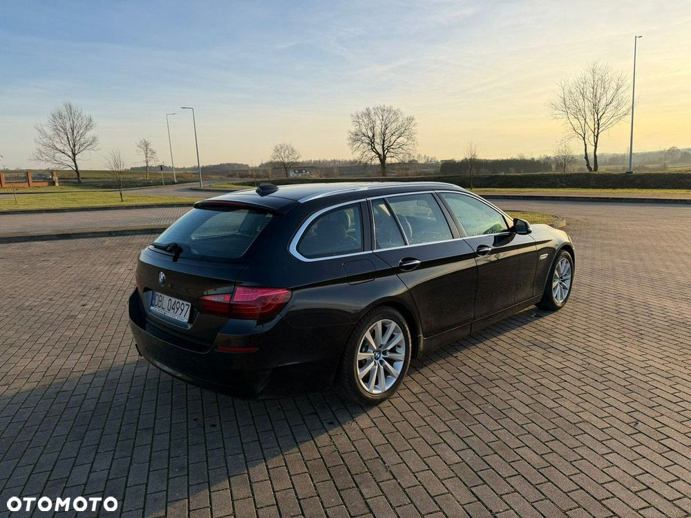 BMW Seria 5 520d - 23