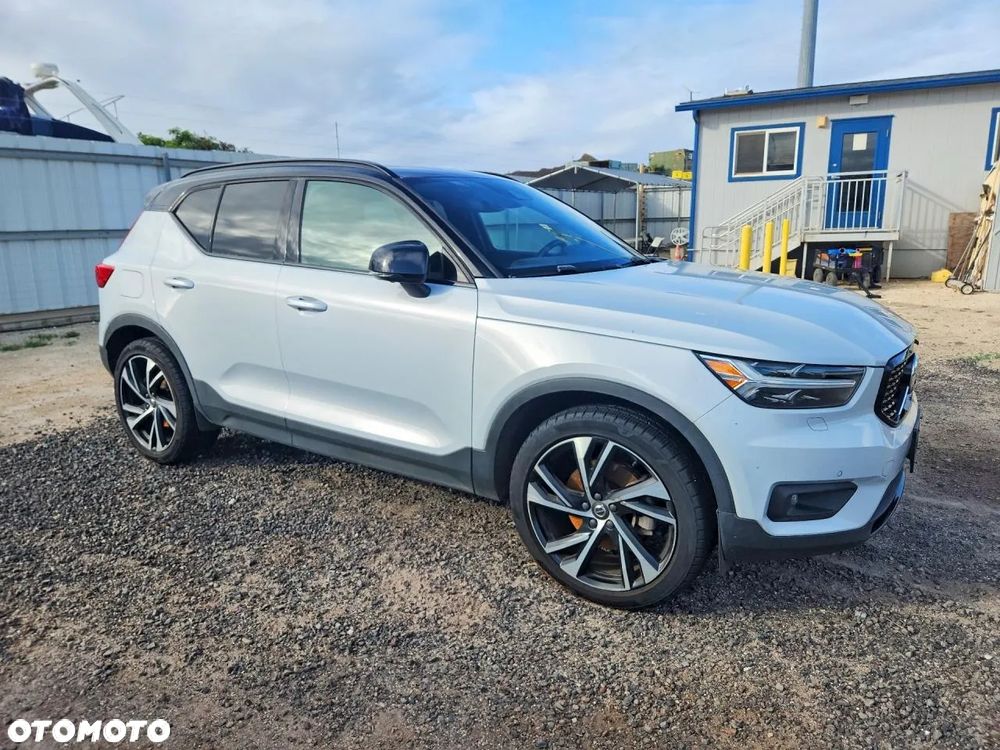 Volvo XC 40 T5 AWD Inscription - 1