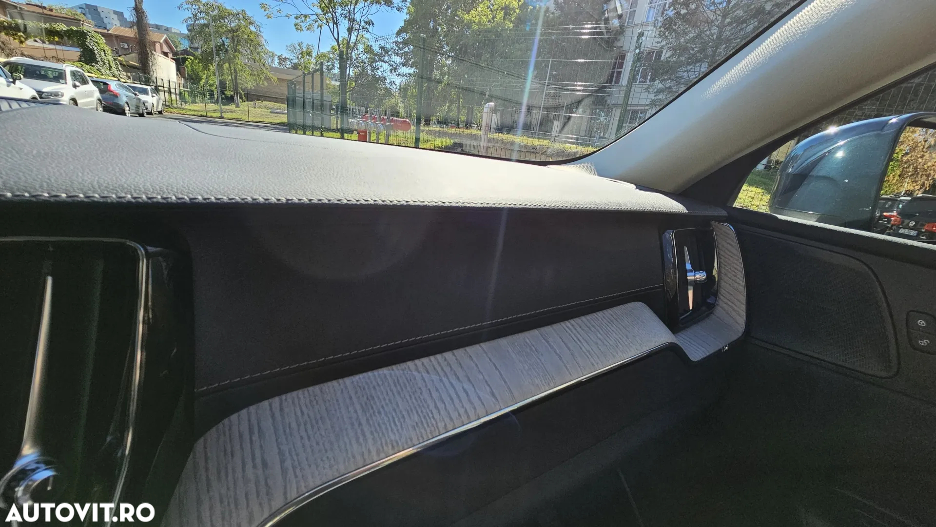 Volvo XC 60 B4 MHEV Inscription - 17