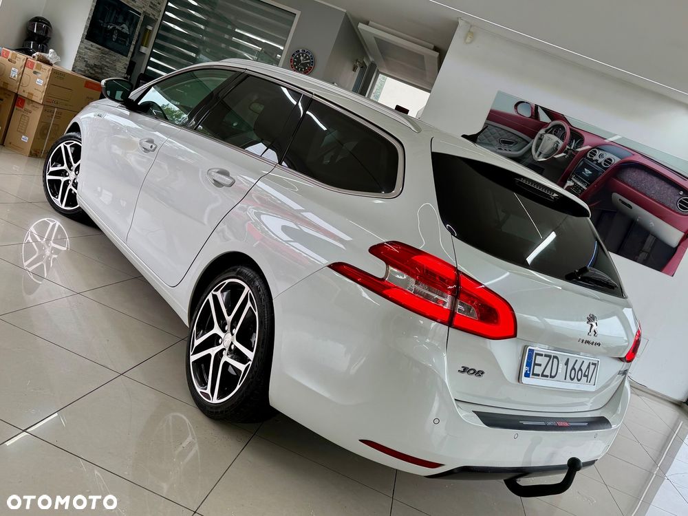 Peugeot 308 BlueHDi FAP 120 Stop&Start Style - 26