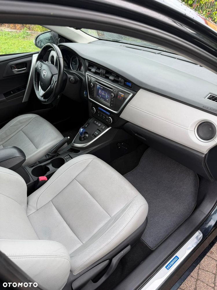 Toyota Auris - 6