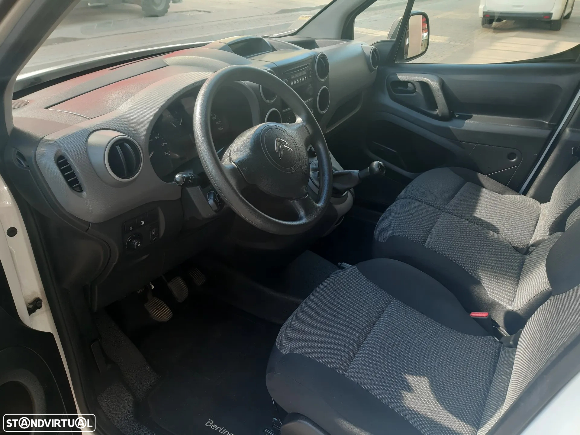 Citroën Berlingo 3 Lugares 100 Cv - 9