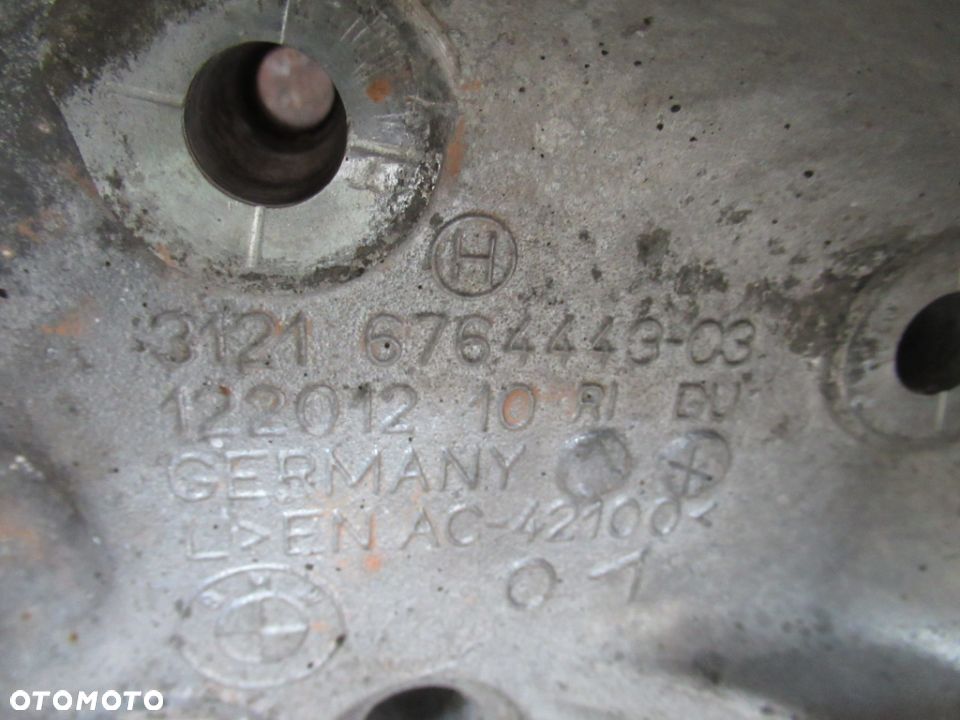 PIASTA ZWROTNICA PRZEDNIA PRZÓD LEWA BMW 1 E87 E81 31216764443-03 6764443-032004- - 7
