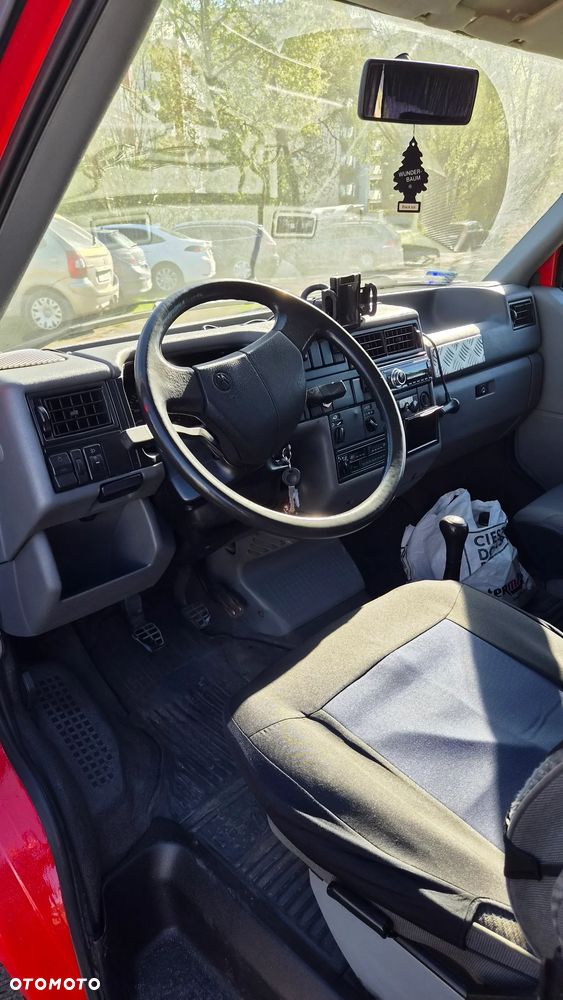 Volkswagen Transporter - 7