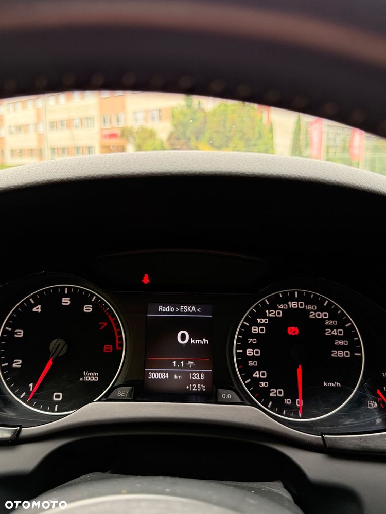 Audi A4 - 8