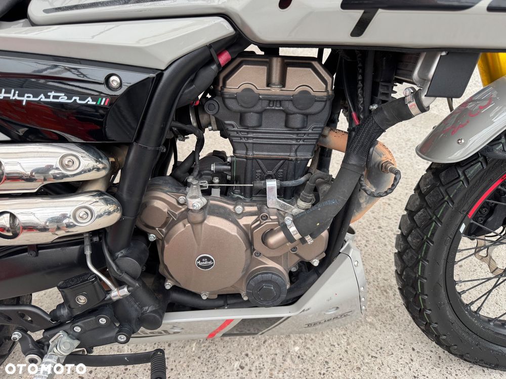 Mondial HPS 125 - 10