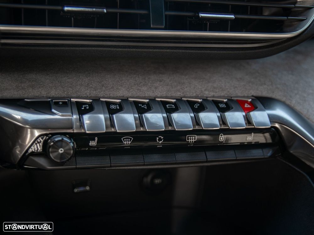 Peugeot 3008 1.6 Hybrid4 GT Pack e-EAT8 - 41