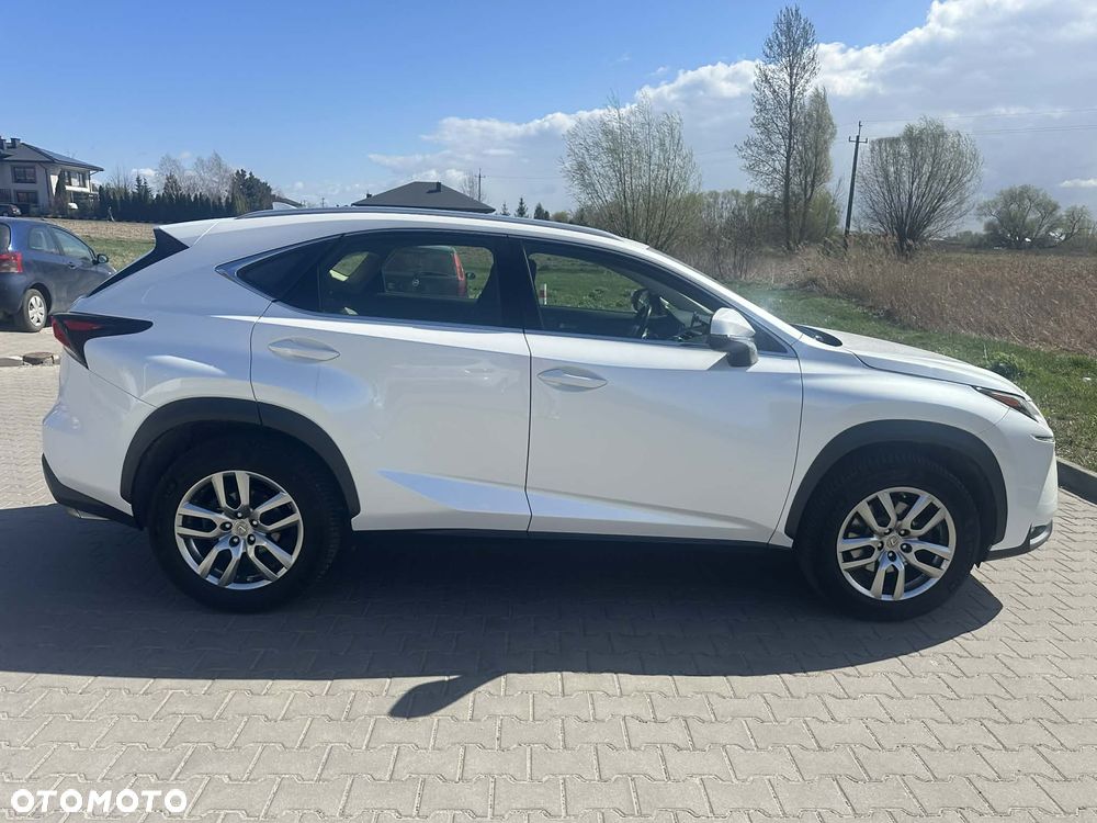 Lexus NX 200t Elite AWD - 4