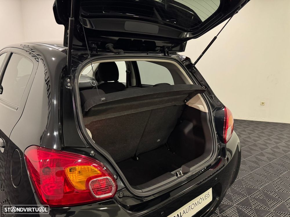 Mitsubishi Space Star 1.2 Intense - 46