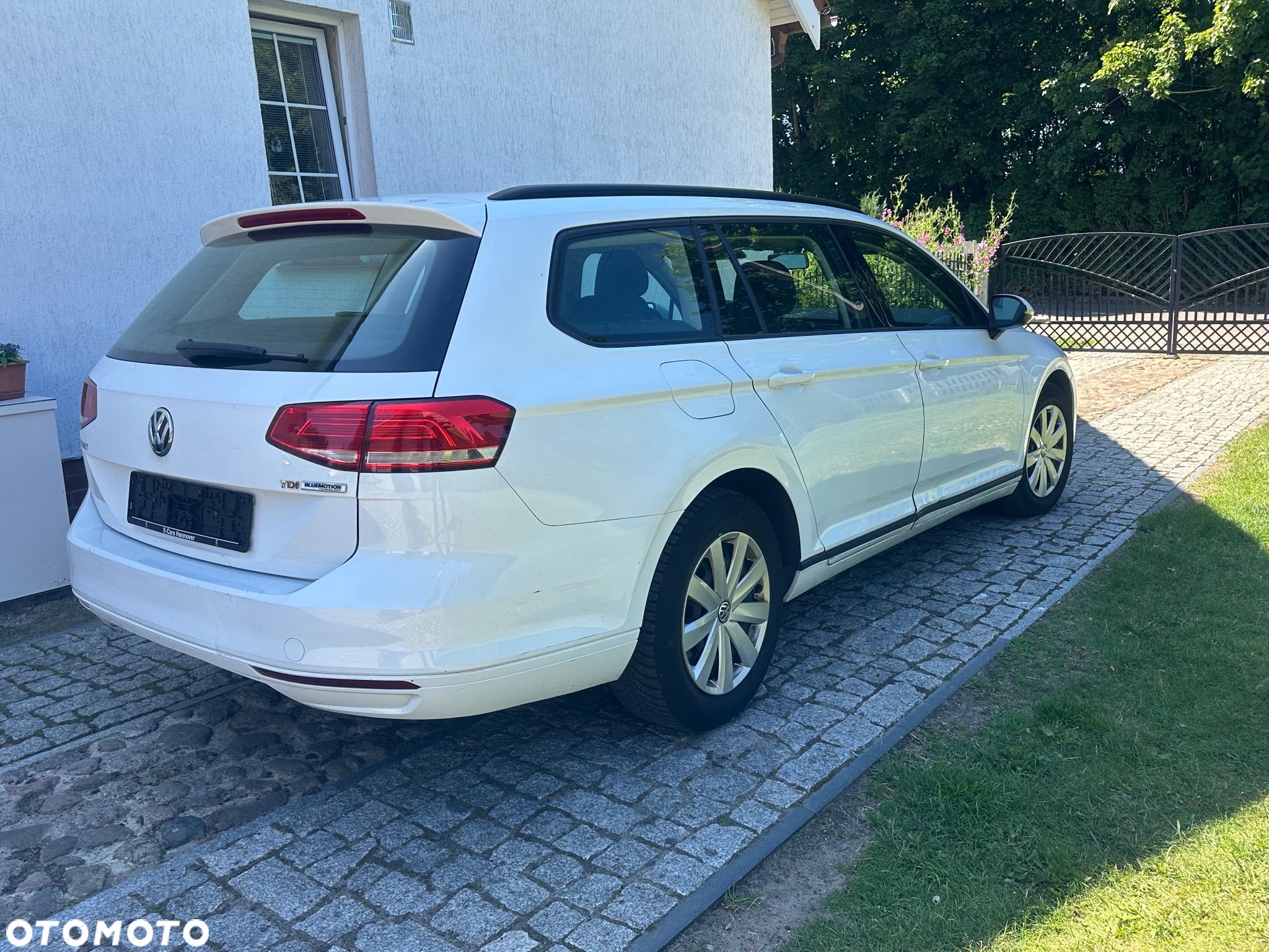 Volkswagen Passat Variant 1.6 TDI SCR BlueMotion Trendline - 5