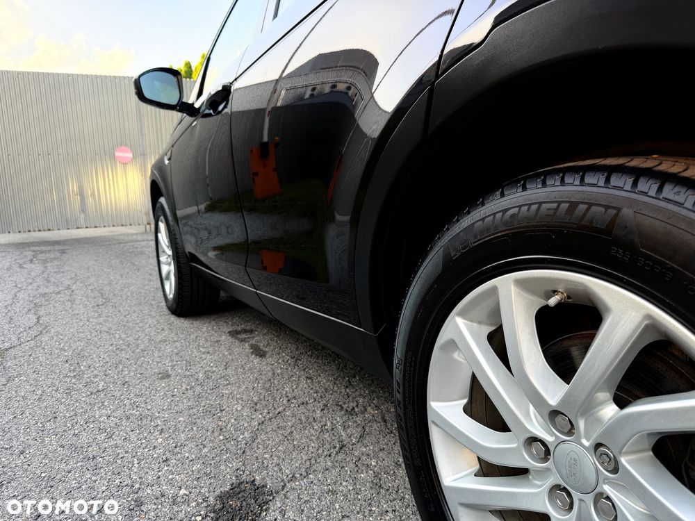 Land Rover Discovery Sport TD4 HSE Luxury - 22