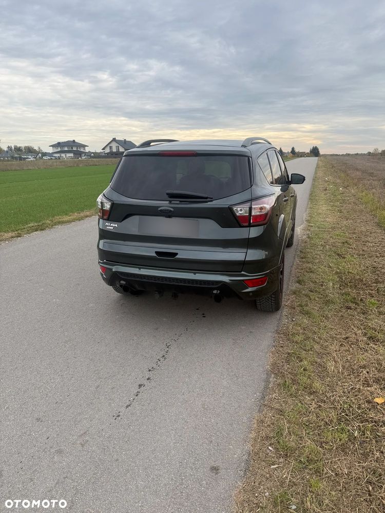 Ford Kuga - 9