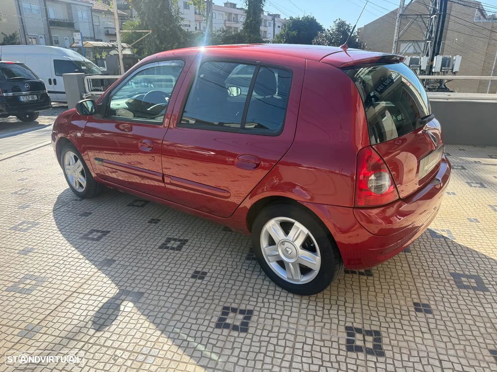 Renault Clio 1.2 16V Billabong - 7