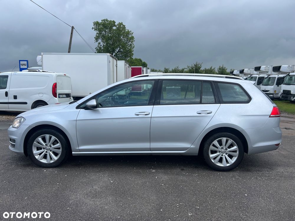 Volkswagen Golf 1.6 TDI BMT Comfortline - 4