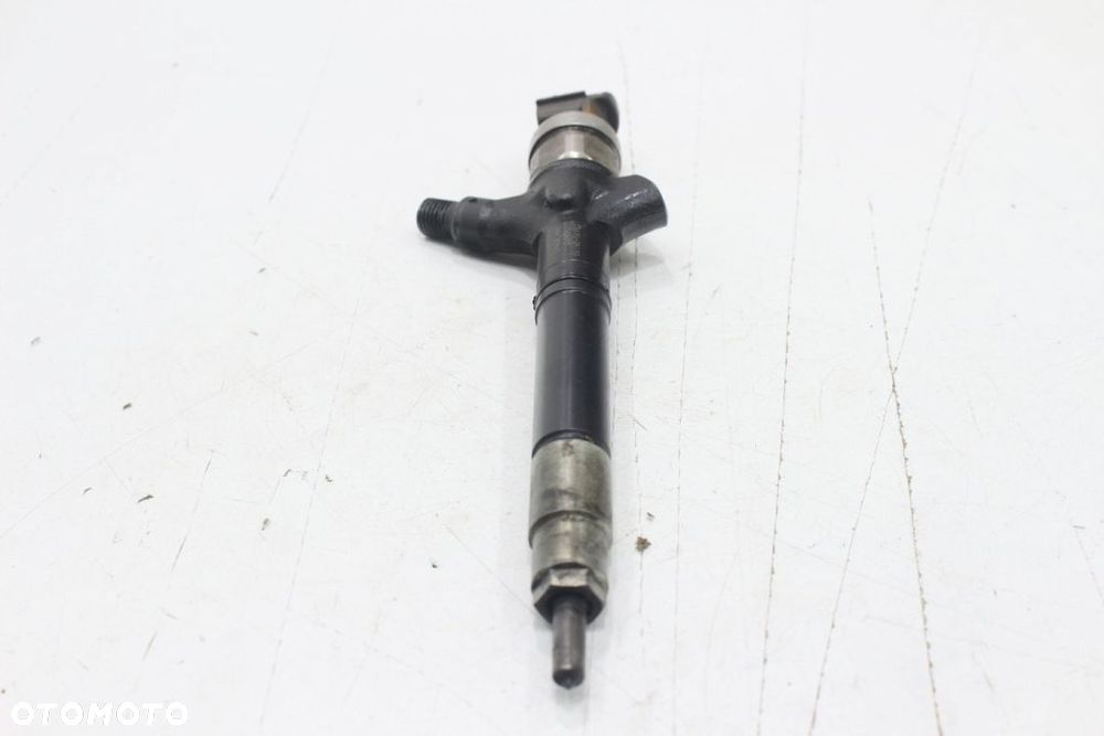 Wtryskiwacz 23670-0R190 Toyota 2.0 D4D Sprawdzany - 2