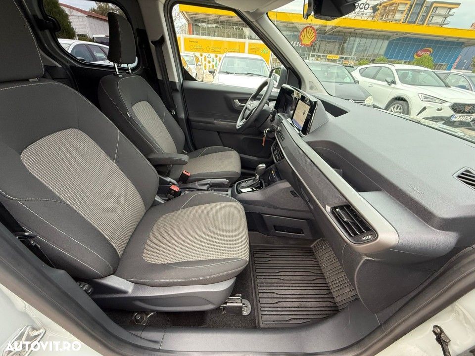 Ford Tourneo Courier - 15