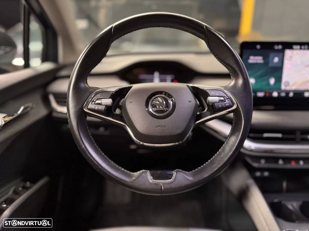Skoda Enyaq iV 60 — fotografia 11