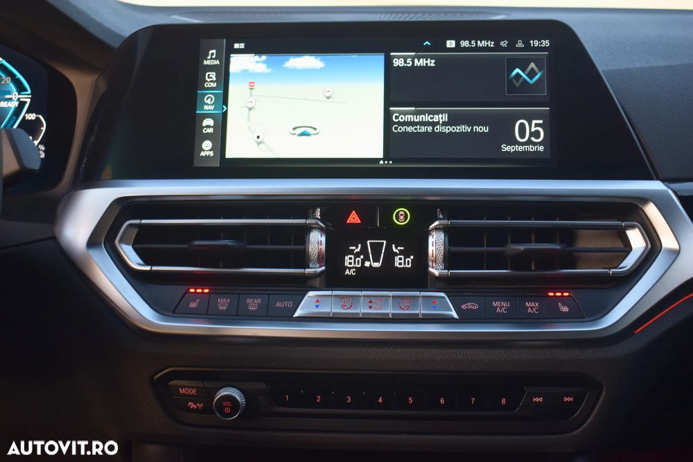 BMW Seria 3 330e AT PHEV - 23