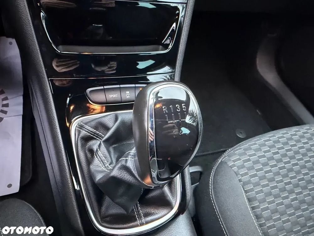 Opel Astra 1.4 Turbo Active - 23