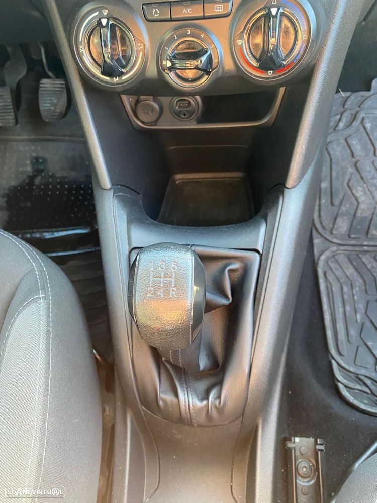 Peugeot 208 1.4 HDi - 8