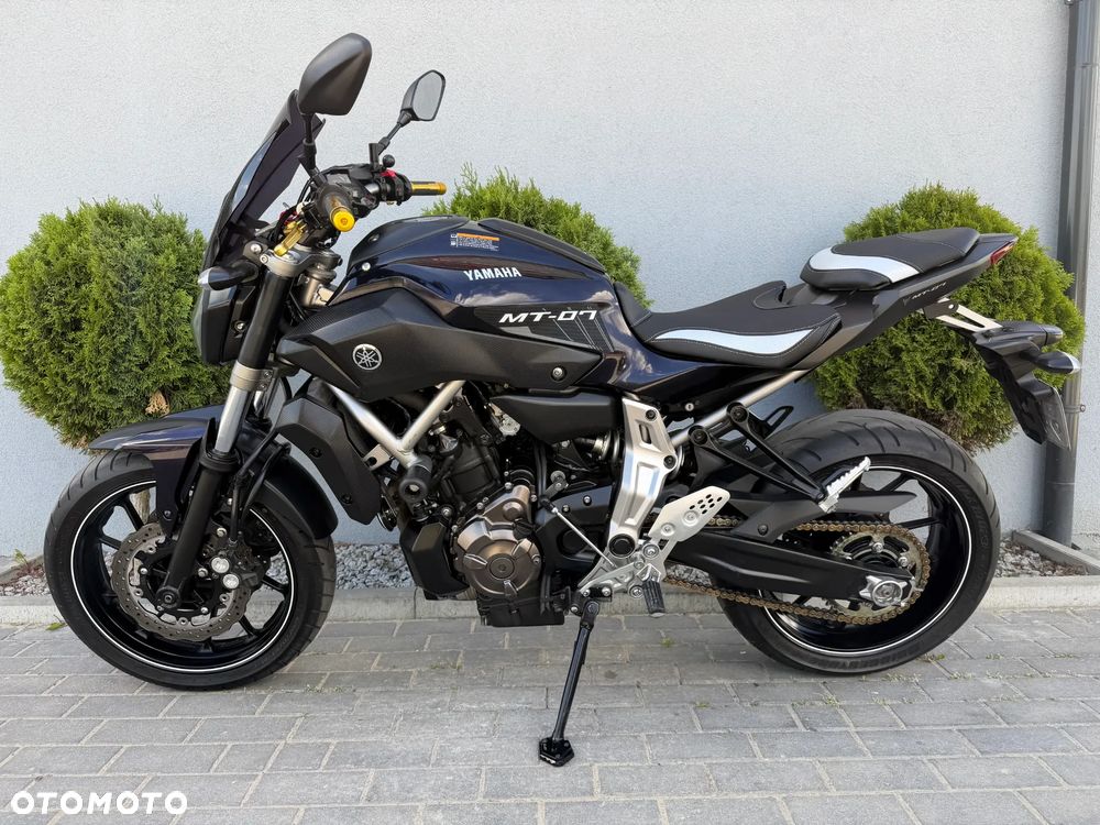 Yamaha MT - 5