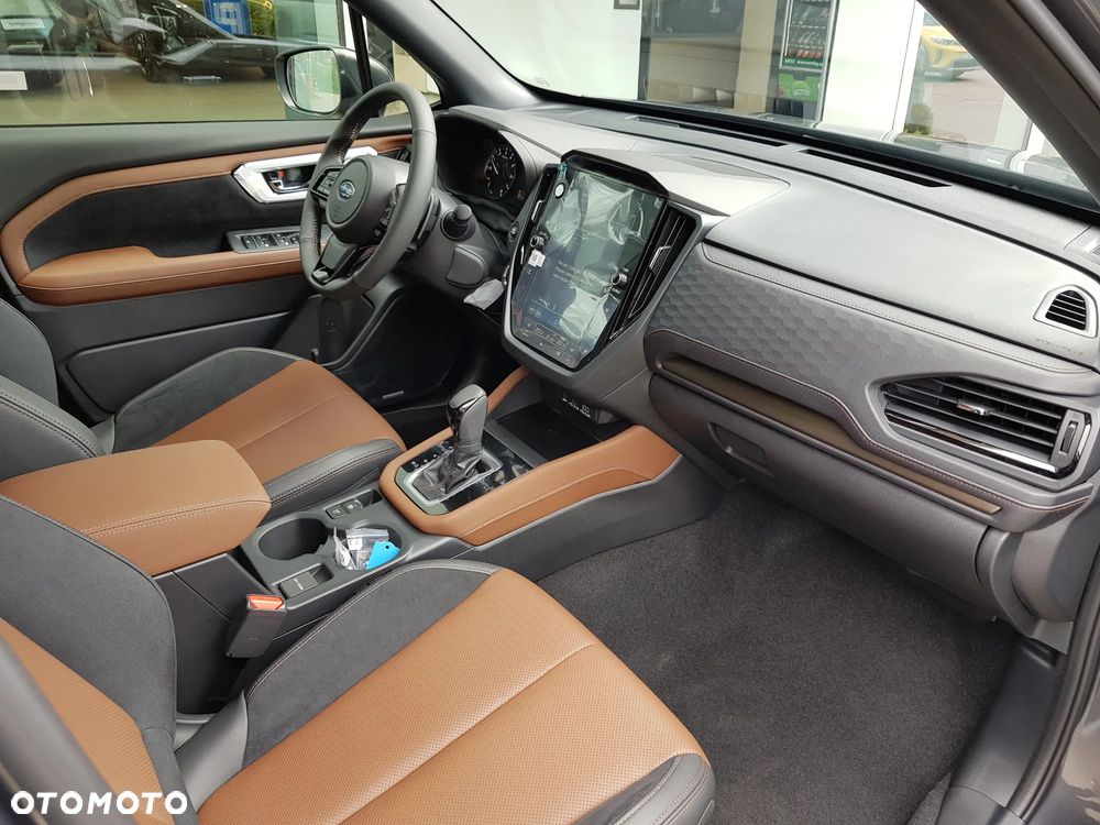 Subaru Forester 2.0i-L Platinum (EyeSight) Lineartronic - 24