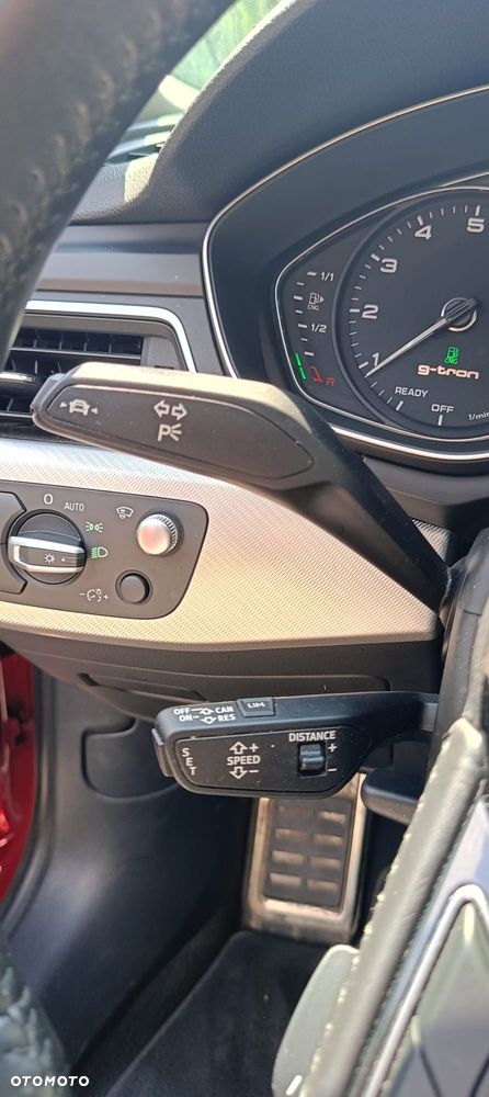 Audi A4 Avant 2.0 TFSI ultra S tronic design - 15
